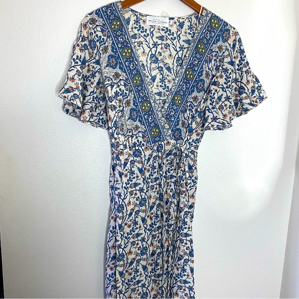 ) Nectar Womens Full Wrap Dress Size Medium Blue Floral Biho  Cottagecore …
